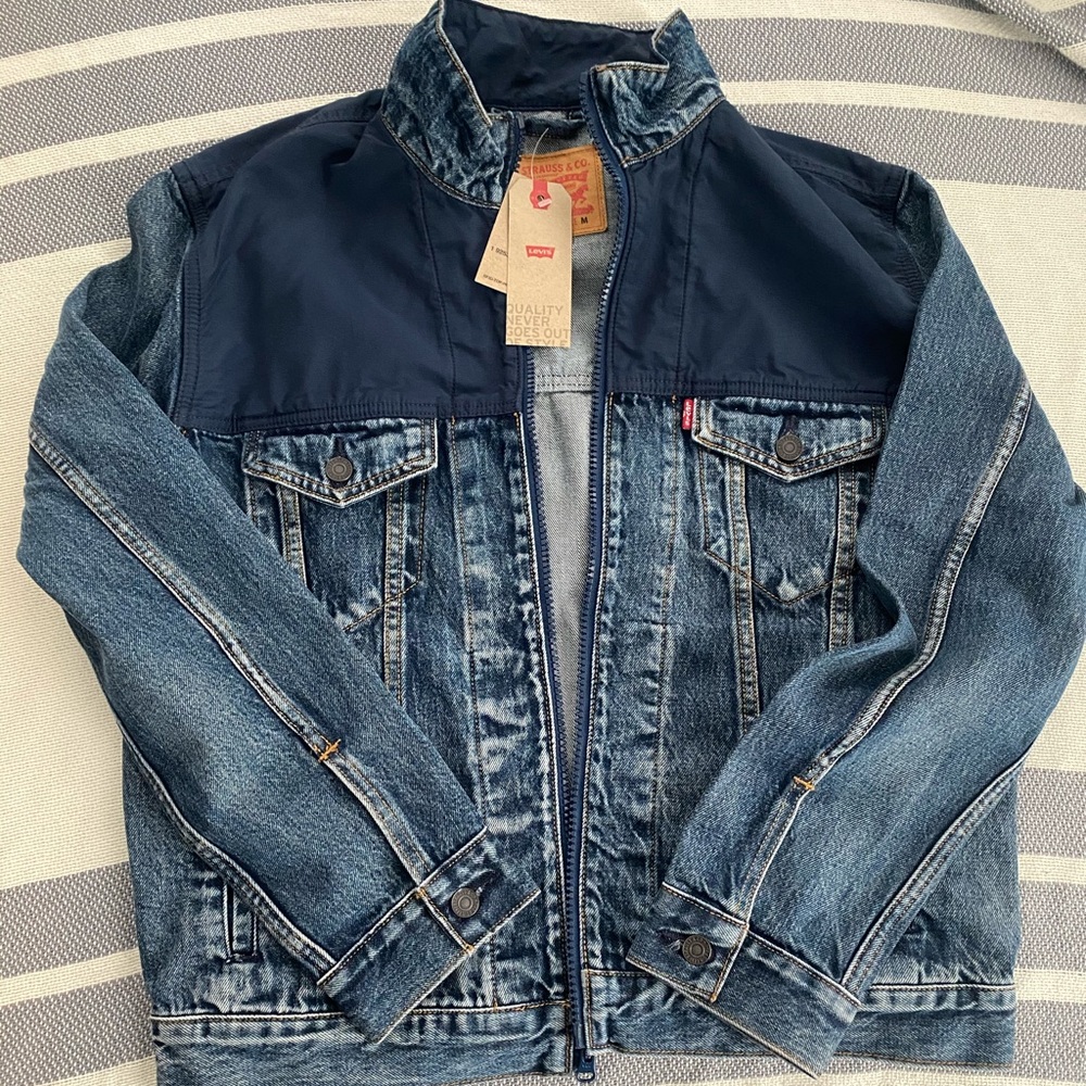 Levi’s Denim mixed media jacket / Medium